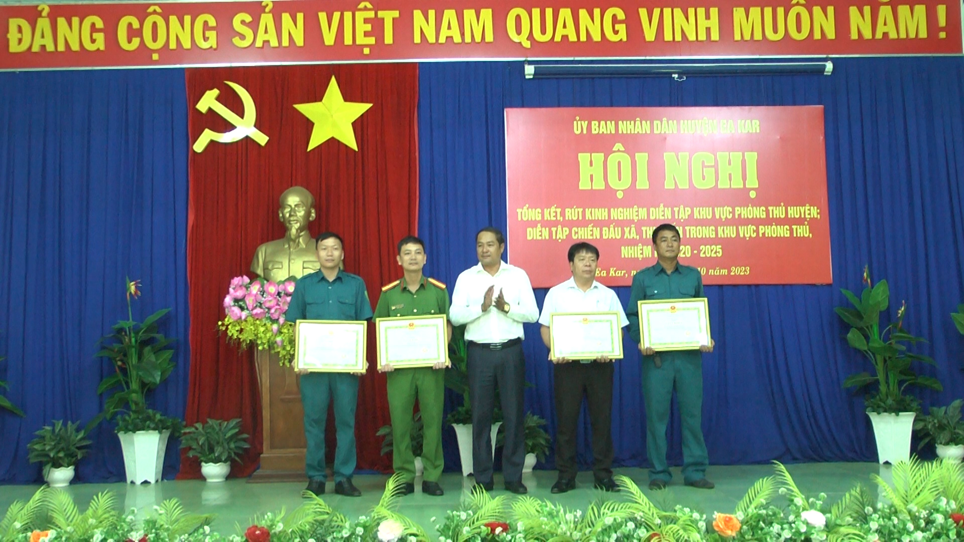 Hội nghị tổng kết, rút kinh nghiệm diễn tập khu vực phòng thủ các cấp nhiệm kỳ 2021 – 2025